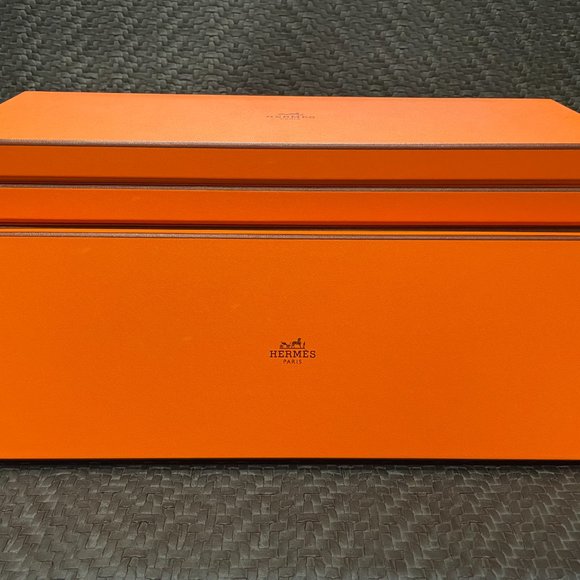 Authentic Hermès Paris Orange Tie Gift Box - Storage and Organization - Picture 8 of 8
